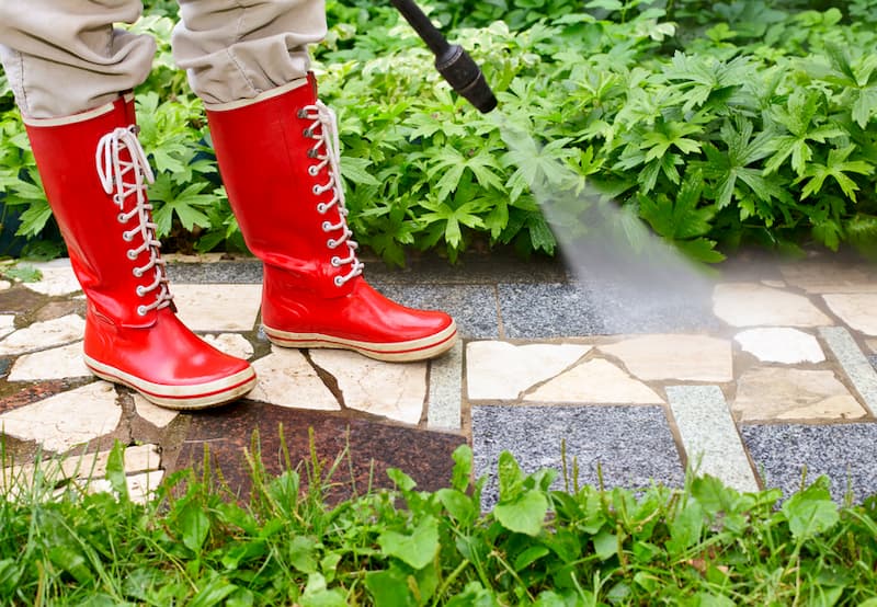 Is Pressure Washing Or Soft Washing Better For Your Property?